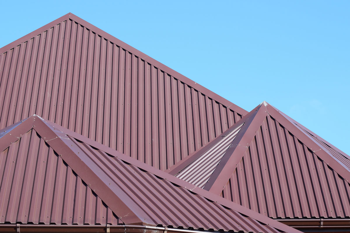Weighing-in-the-Advantages-and-Disadvantages-of-Metal-Roofing-in-Dallas-TX